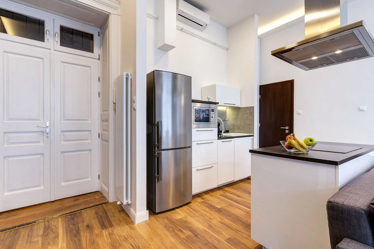 Opera Apartment Budapest Eksteriør billede