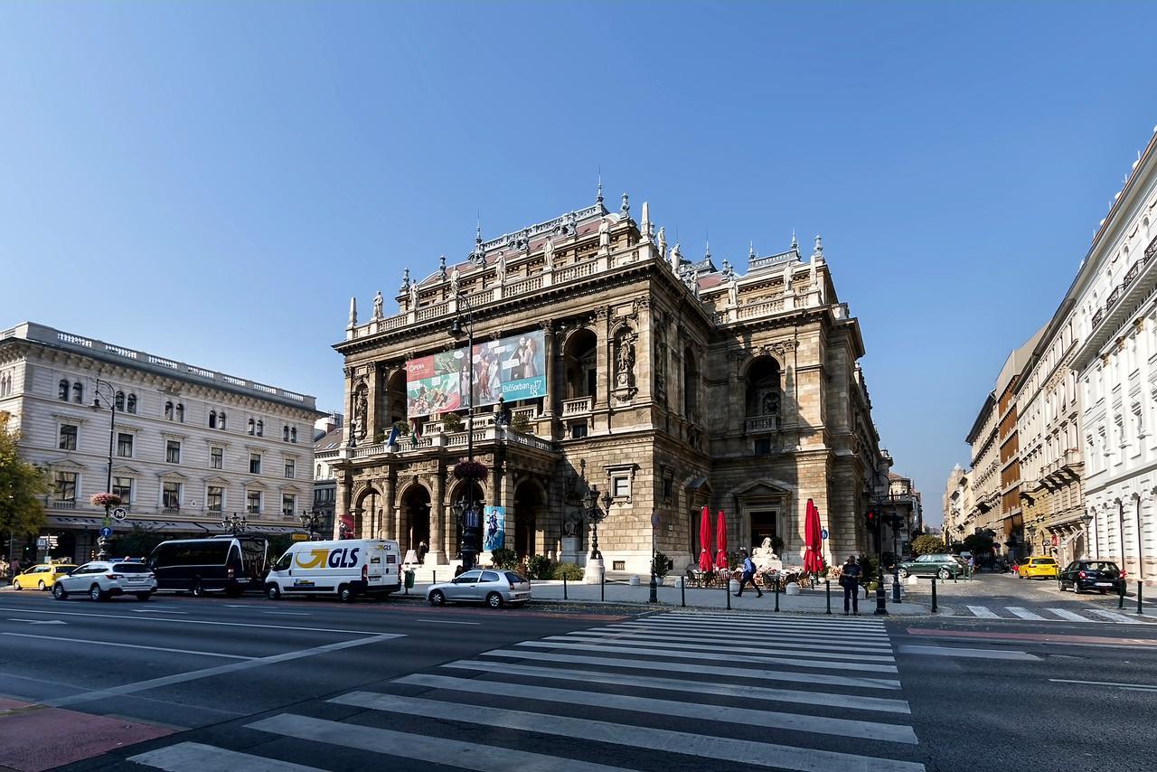 Opera Apartment Budapest Eksteriør billede