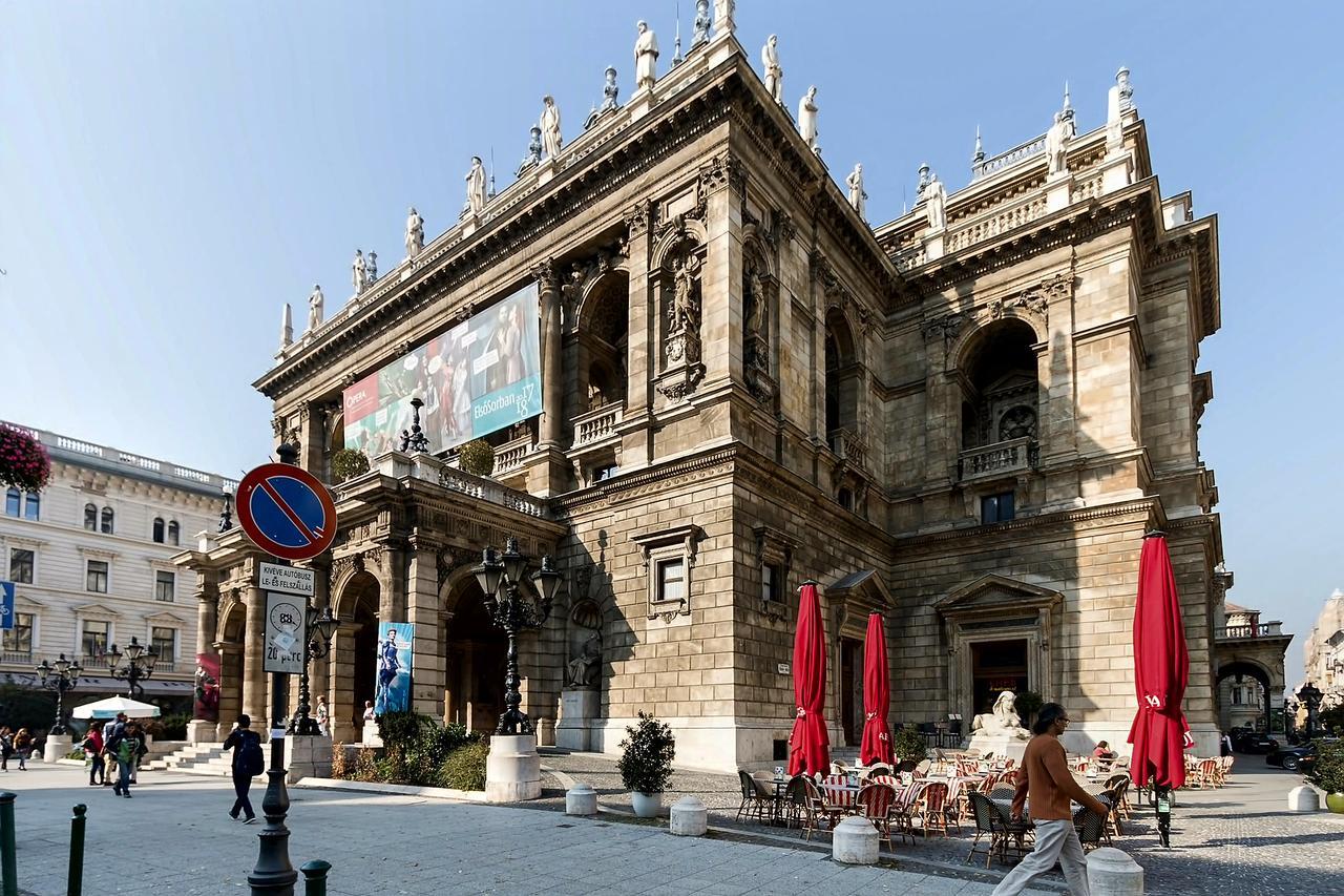 Opera Apartment Budapest Eksteriør billede