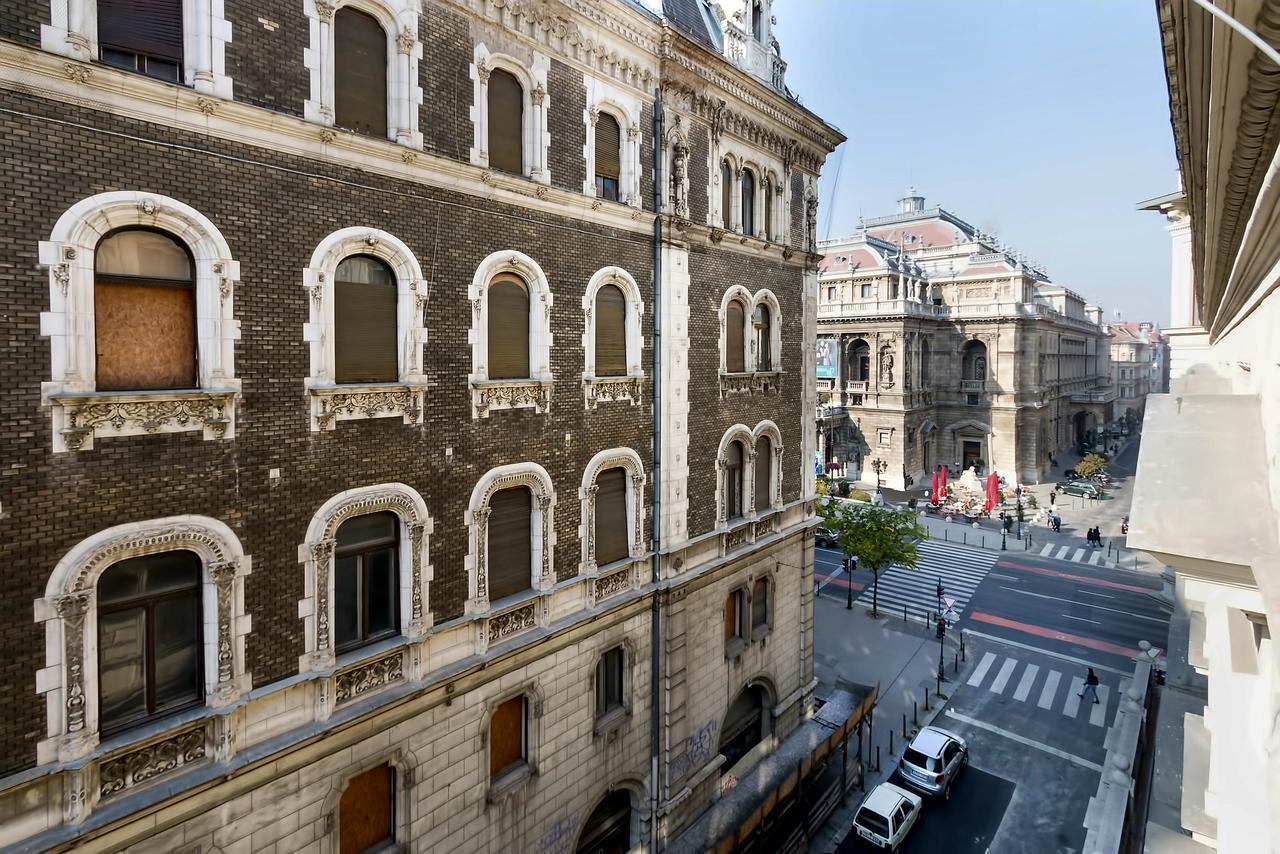 Opera Apartment Budapest Eksteriør billede